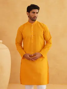 SOJANYA Ethnic Motifs Embroidered Pure Cotton Mandarin Collar Straight Kurta