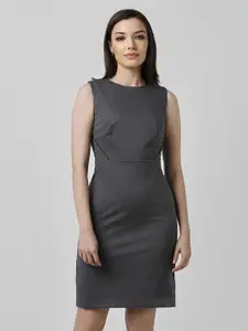 Van Heusen Woman Boat Neck Formal Sheath Dress