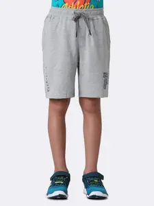 Van Heusen Boys Mid-Rise Cotton Shorts
