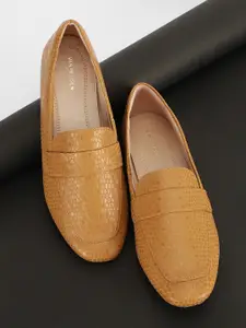 Van Heusen Woman Textured Comfort Insole Loafers