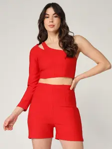 Zima Leto One-Shoulder Crop Top With Shorts
