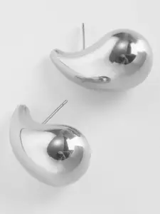 VAGHBHATT Silver-Plated Stainless Steel Teardrop Shaped Drop Earrings