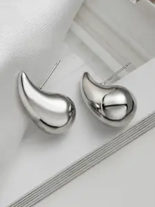 VAGHBHATT Silver- Plated Teardrop Shaped Hoop Earrings