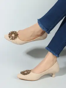 Sole Saga Embellished Pointed Toe Kitten Heeled Pumps