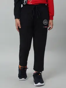 Cantabil Boys Printed Mid-Rise Fleece Track Pants