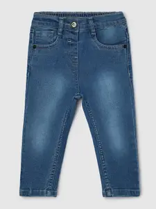 max Girls Clean Look Mid Rise Stretchable Jeans