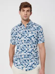Mufti Floral Printed Spread Collar Short Sleeves Cotton Slim Fit Casual Shirt