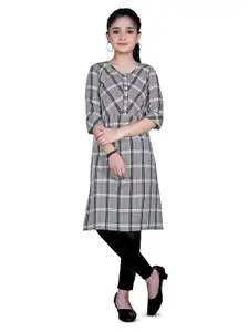 BAESD Girls Checked Round Neck Straight Kurta