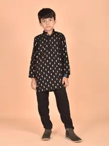 BAESD Boys Geometric Printed Mandarin Collar Long Sleeves Kurta with Trousers