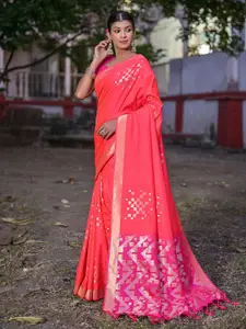 VISHNU WEAVES Woven Design Zari Silk Blend Banarasi Saree