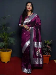 KALINI Geometric Woven Design Zari Silk Blend Paithani Saree
