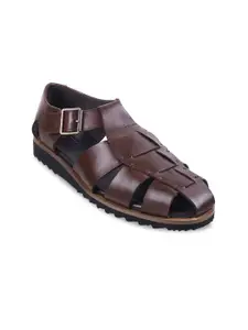 Metro Men Leather Fisherman Sandals With Buckle