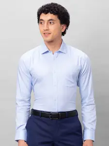 Park Avenue Spread Collar Slim Fit Cotton Opaque Formal Shirt