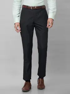 Park Avenue Men Mid Rise Regular Fit Checked Formal Trousers