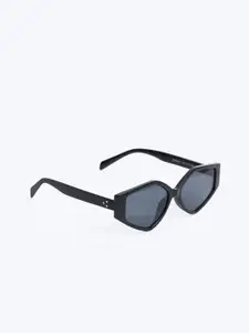 Snitch Men Black Fashion with UV Protected Lens Oval Sunglass SN0005