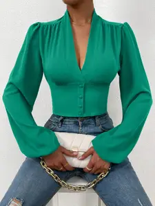 Stylecast X Slyck V-Neck Puff Sleeve Fitted Crop Top