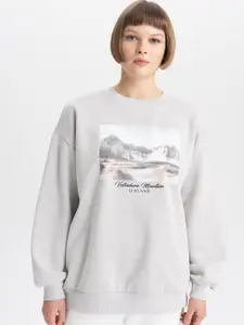 DeFacto Graphic Printed Pullover Sweatshirt