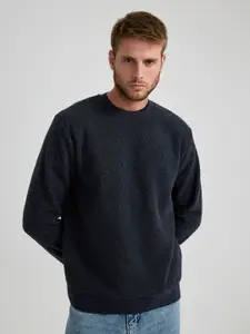 DeFacto Round Neck Cotton Pullover Sweatshirt