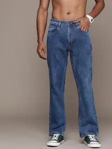 The Roadster Lifestyle Co. Men Light Fade Stretchable Bootcut Jeans