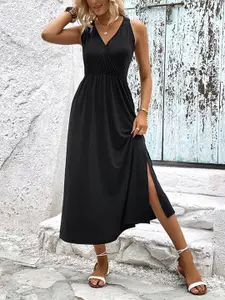 StyleCast Black V Neck Sleeveless Maxi Dress