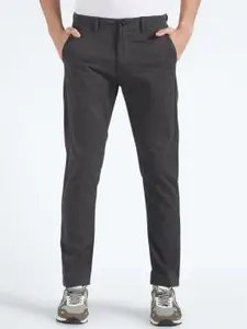 Flying Machine Men Straight Fit Mid-Rise Plain Cotton Chinos