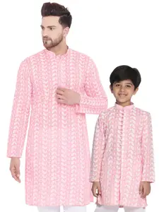 VASTRAMAY Paisley Embroidered Chikankari Pure Cotton Straight Kurta