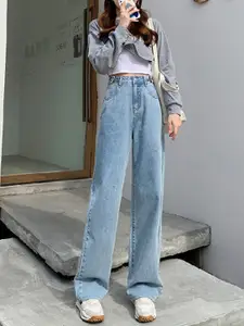 StyleCast Women Blue Mid Rise Boyfriend Fit Clean Look Light Fade Jeans