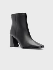 20Dresses Women Black Textured Block Heeled Mid-Top Regular Boots