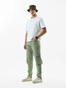Snitch Men Olive Green Baggy Fit Pure Cotton Cargo Jeans
