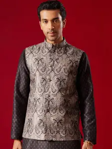 VASTRAMAY Paisely Printed Woven Nehru Jacket