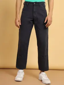 Wrangler Men Relaxed Fit Low-Rise Clean Look Cotton Jeans