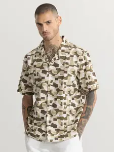 Snitch Men Brown Classic Boxy Printed Casual Shirt