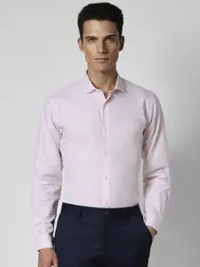 Peter England Men Pink Slim Fit Checked Formal Shirt