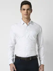 Peter England Men White Checked Formal Shirt