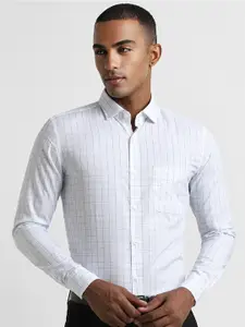 Peter England Elite Grid Tattersall Checked Slim Fit Pure Cotton Formal Shirt