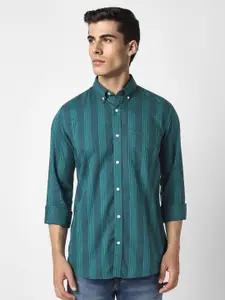 Van Heusen Sport Green Slim Fit Striped Casual Shirt