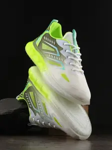 The Roadster Lifestyle Co. Women Green & White Running Sports Shoes