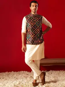 VASTRAMAY Mandarin Collar Kurta with Trousers And Printed Nehru Jacket
