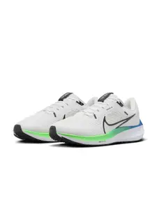 Nike Men Pegasus 40 Road Running Shoes