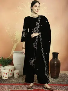 Stylee LIFESTYLE Embroidered Velvet Unstitched Dress Material