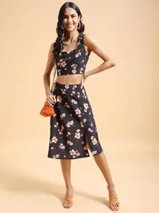 Tokyo Talkies Floral Printed Crop Top with Skirts