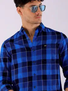 The Indian Garage Co Men Blue Slim Fit Checked Casual Shirt
