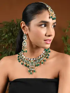 I Jewels Gold-Plated Kundan-Studded & Beaded Necklace & Earrings With Maang Tika
