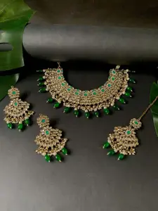 I Jewels Gold-Plated Kundan-Studded & Pearl-Beaded Necklace & Earrings & Maang Tikka