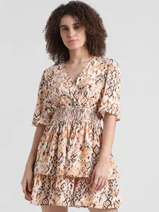 ONLY Abstract Printed Flared Sleeves Smocked Layered Fit & Flare Dress