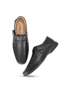 Vellinto Men Black Comfort Sandals