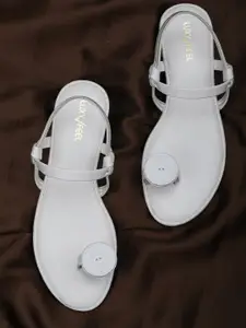 Luxyfeel Strappy One Toe Flats