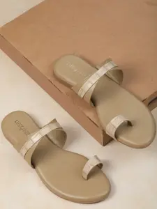 Luxyfeel Textured One Toe Flats