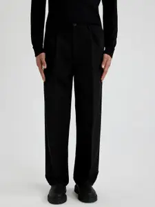 DeFacto Men Mid-Rise Parallel Trousers