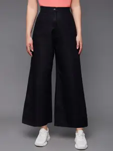 Miss Chase Women Relaxed Fit High-Rise Cotton Jeans